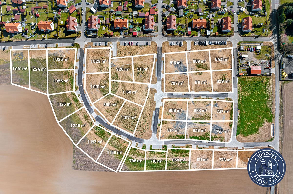 Prodej stavebního pozemku 797 m² – fotografie 3