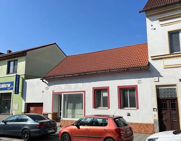 Prodej komerční nemovitosti 156 m², Čelákovice – náhled fotky 3