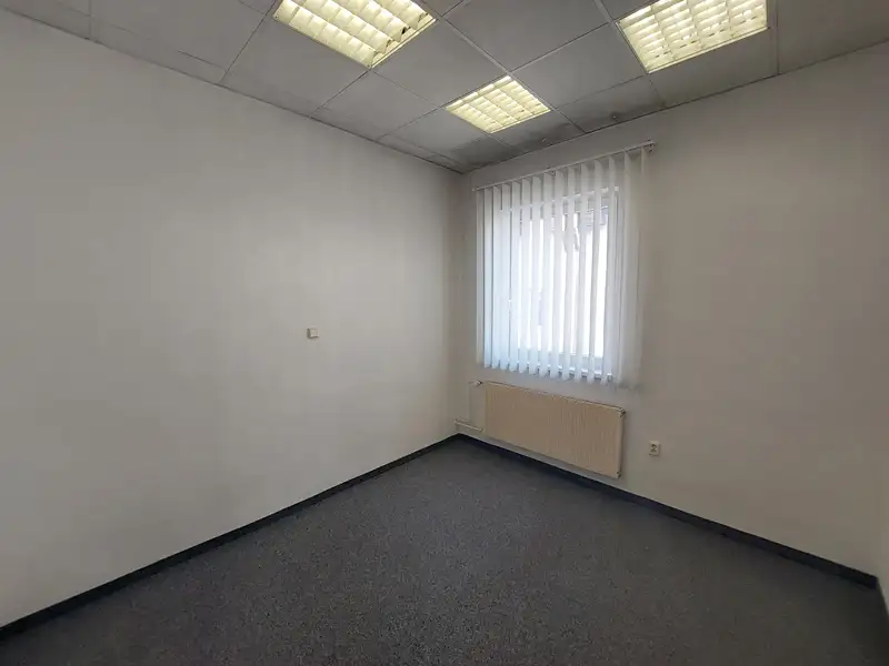 Pronájem kanceláře 54 m², Boskovice – náhled fotky 3