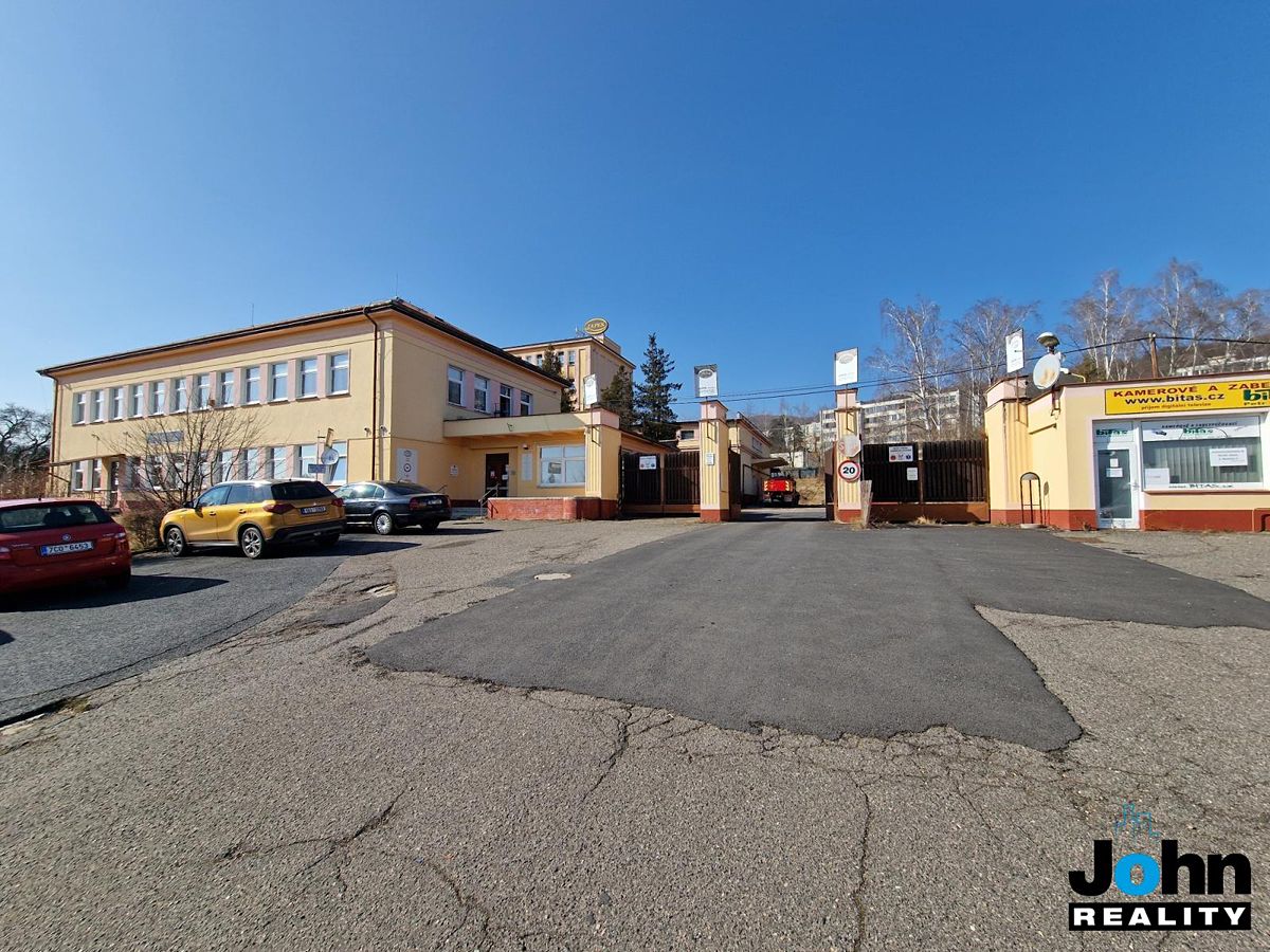 Pronájem garáže 65 m²