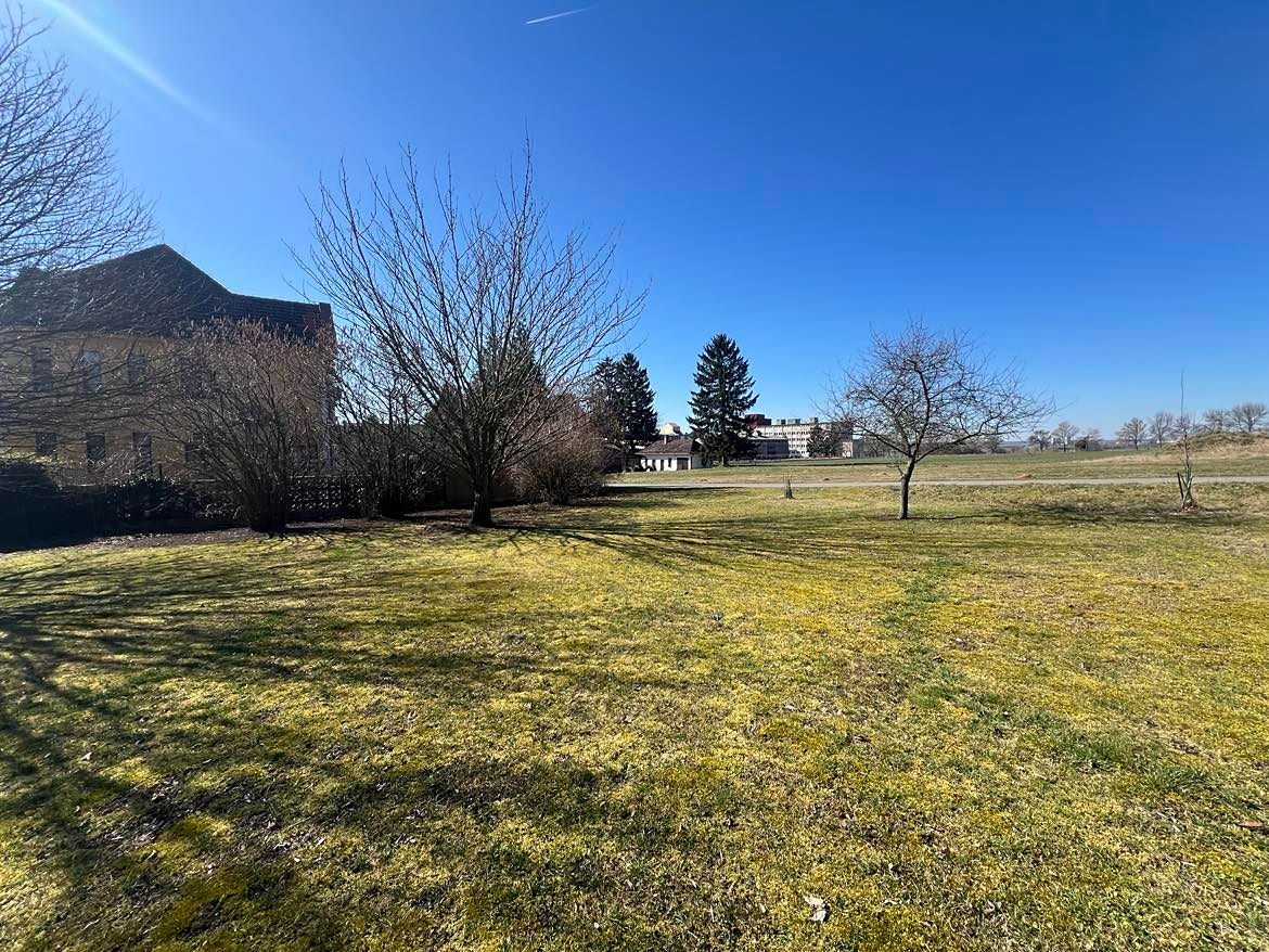 Prodej stavebního pozemku 838 m² – fotografie 5