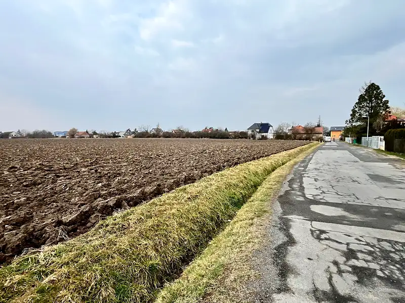 Prodej stavebního pozemku 5230 m², Praha – náhled fotky 2