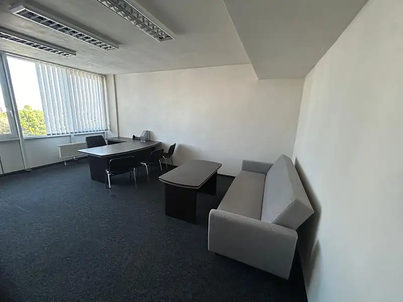 Pronájem kanceláře 27 m², Most – náhled fotky 3