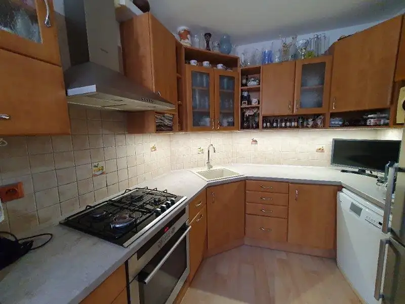 Prodej rodinného domu 220 m², pozemek 100 m², Jihlava – náhled fotky 3