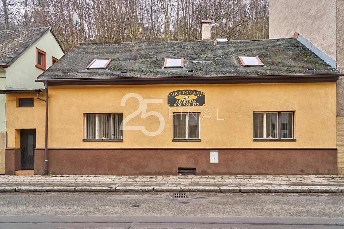 Prodej rodinného domu 141 m², pozemek 517 m², Úpice