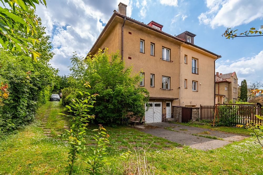 Prodej rodinného domu 280 m², pozemek 644 m² – fotografie 4