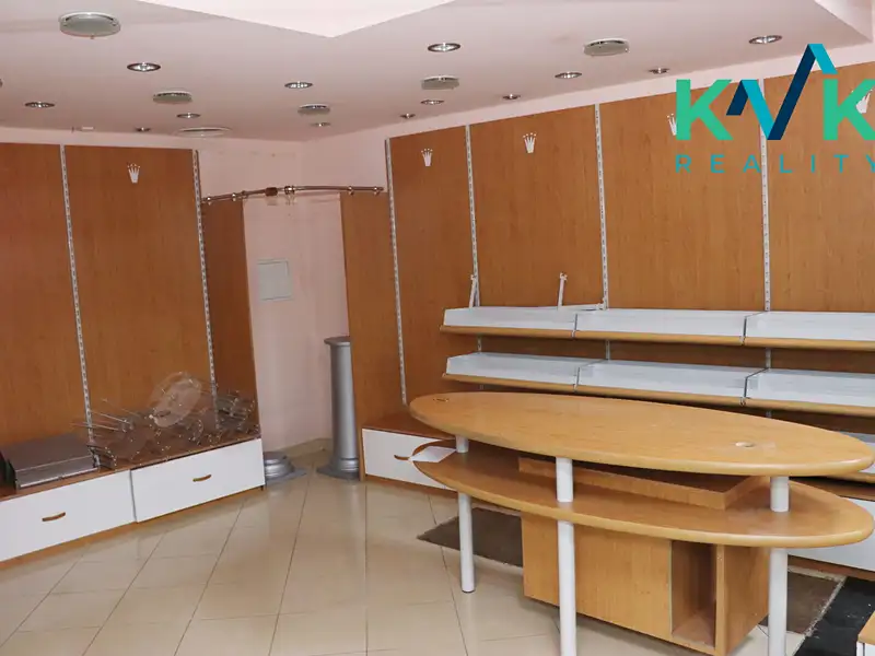 Pronájem obchodního prostoru 15 m², Karlovy Vary – náhled fotky 3