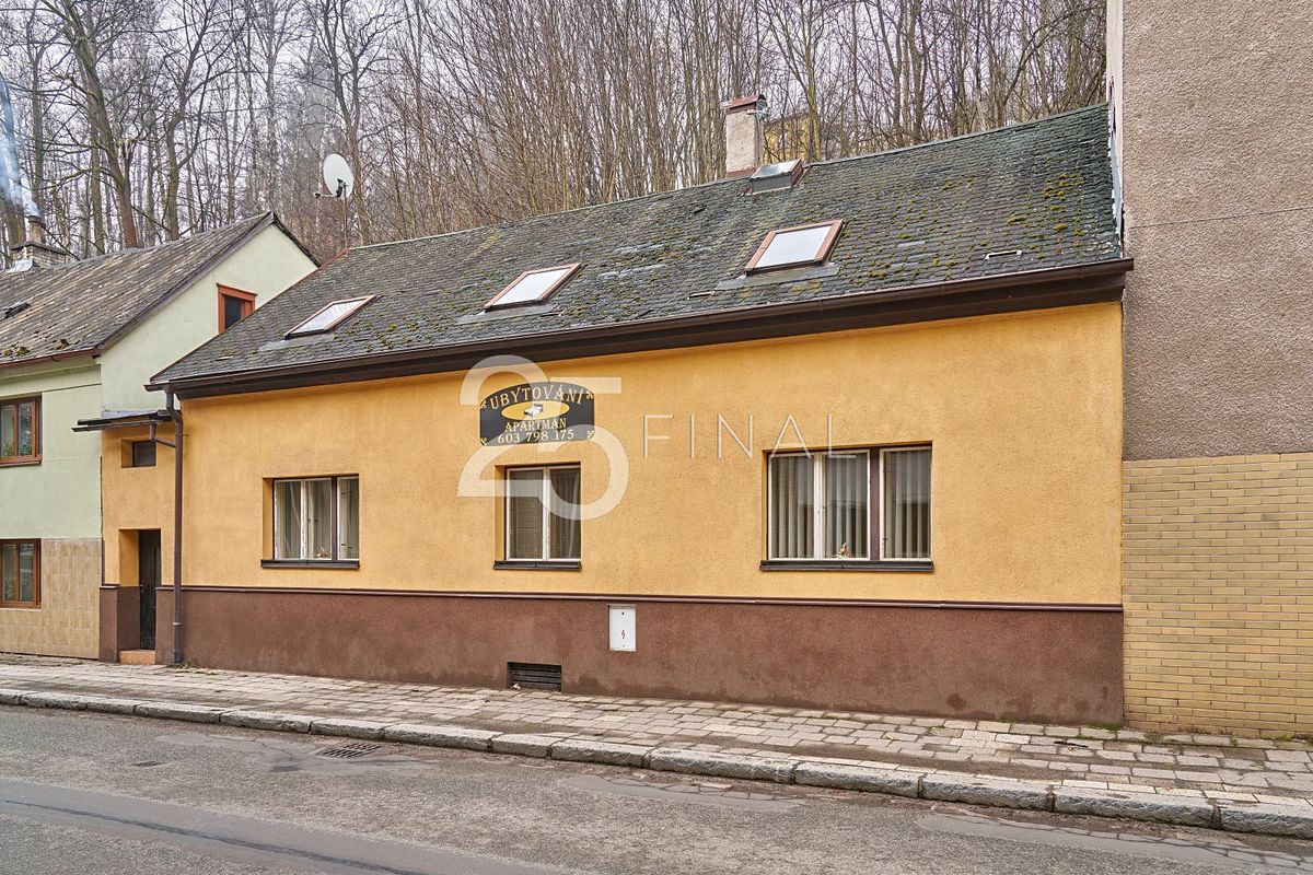 Prodej rodinného domu 141 m², pozemek 517 m² – fotografie 2