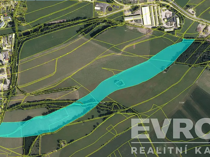 Prodej pole 132844 m², Lánov – náhled fotky 2