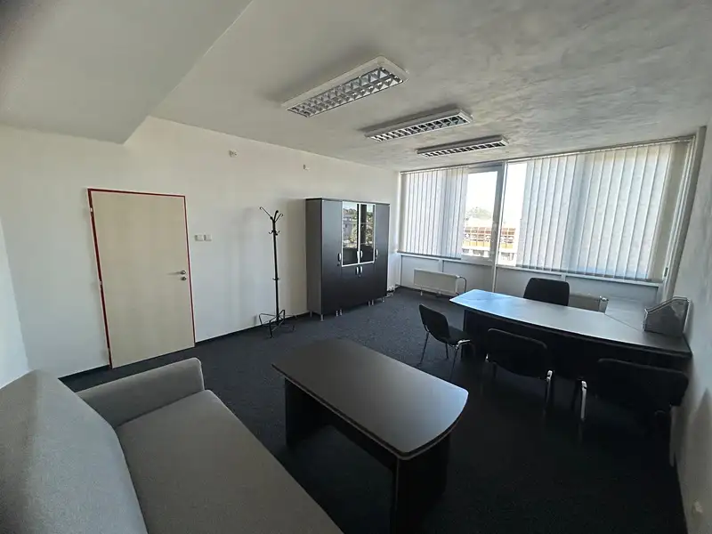 Pronájem kanceláře 27 m², Most – náhled fotky 1