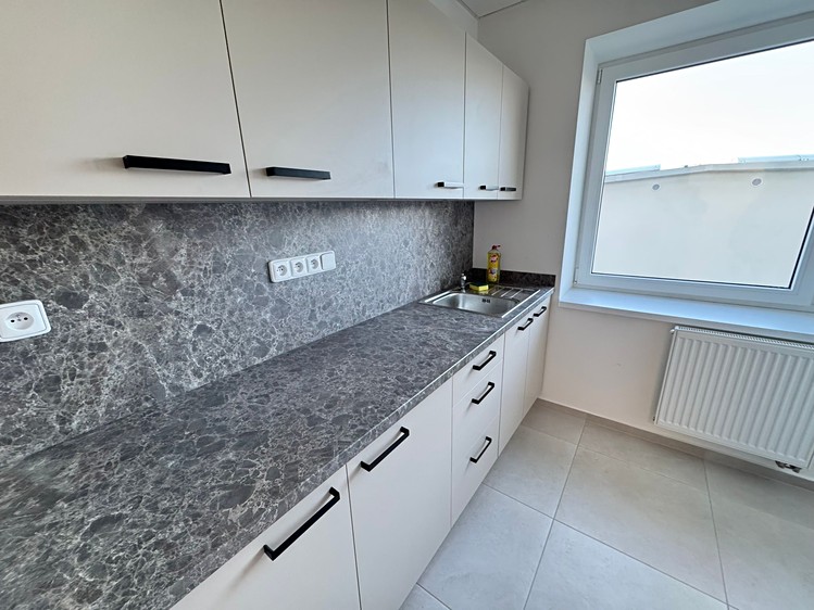 Pronájem komerčního prostoru, 90 m² (12 z 15)