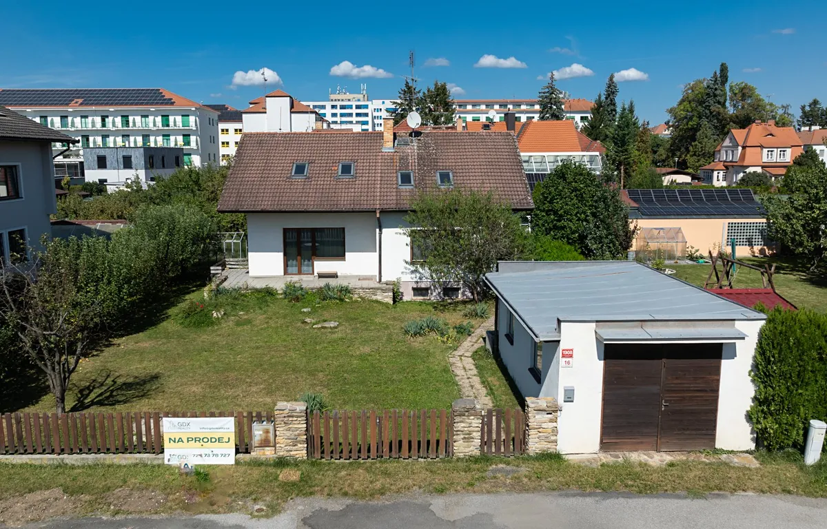 Prodej rodinného domu 185 m², pozemek 635 m²