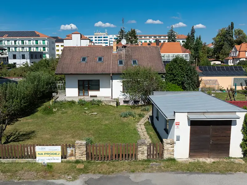 Prodej rodinného domu 185 m², pozemek 635 m², České Budějovice – náhled fotky 1