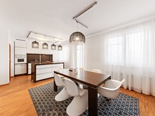 Prodej bytu 6 pokojů a více 169 m² (Mezonet)