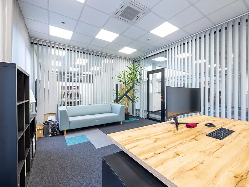 Pronájem kanceláře 1030 m², Praha – náhled fotky 1