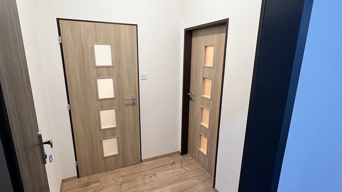 Pronájem bytu 1+kk 22 m² – fotografie 3