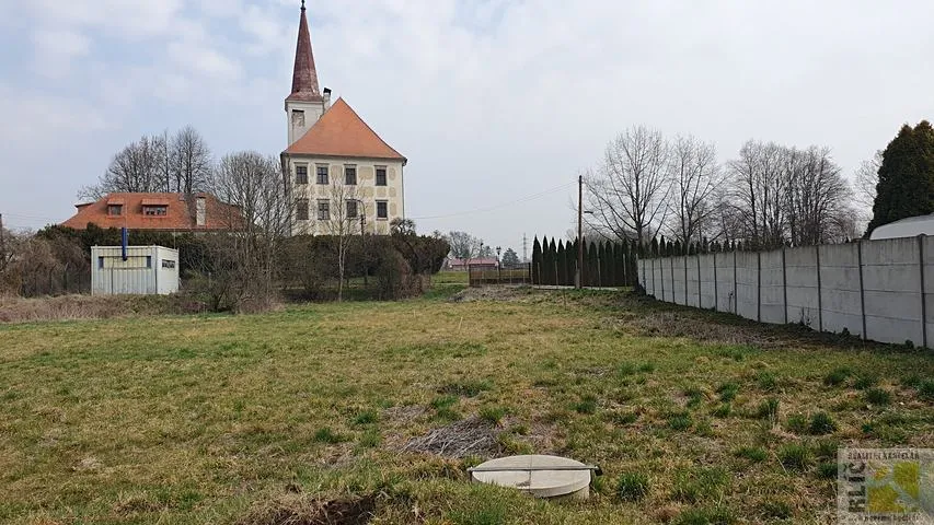Prodej stavebního pozemku 2365 m²