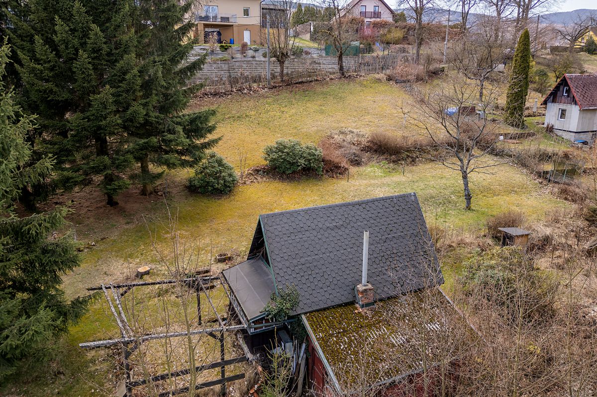 Prodej stavebního pozemku 1033 m² – fotografie 5