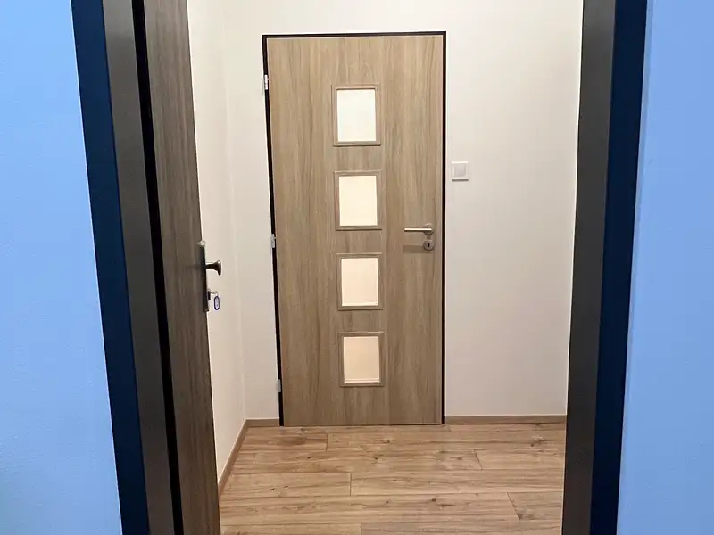 Pronájem bytu 1+kk 22 m², Český Brod – náhled fotky 2