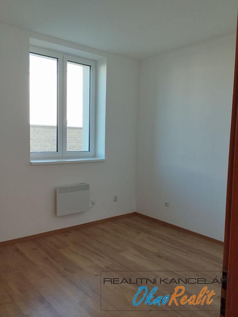 Pronájem bytu 2+1 39 m² – fotografie 5