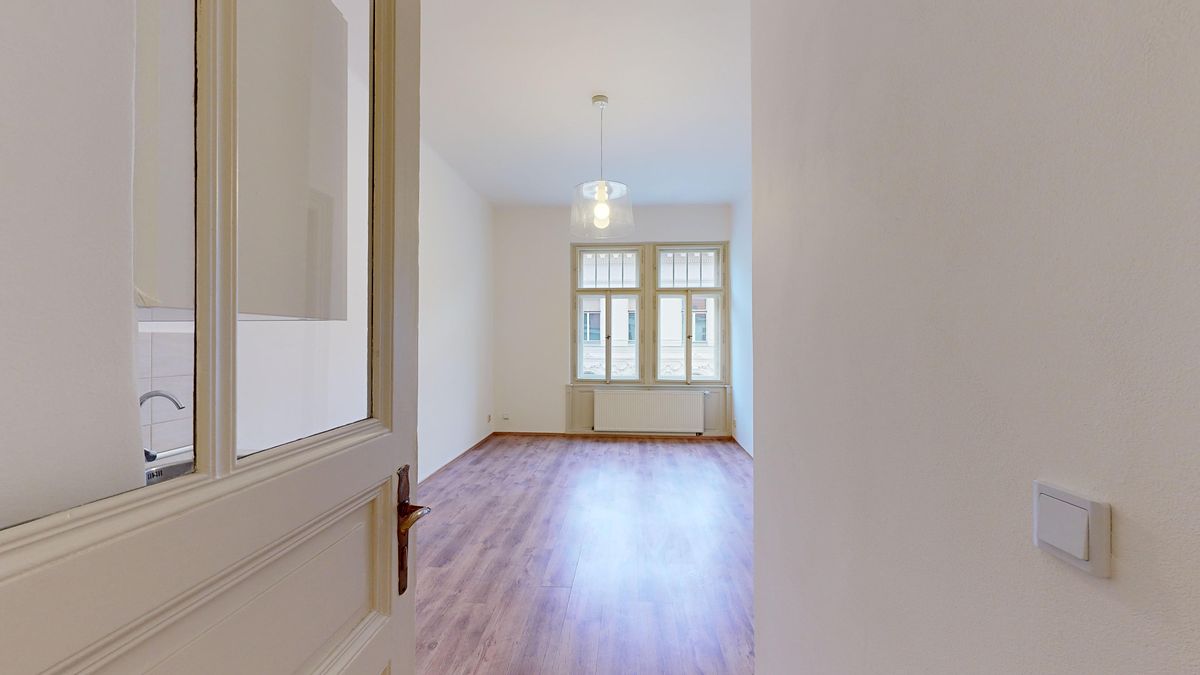 Pronájem kanceláře 108 m² – fotografie 2