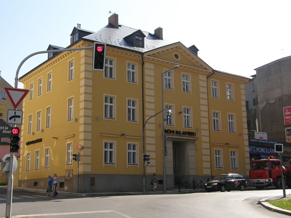 Pronájem kanceláře 90 m²