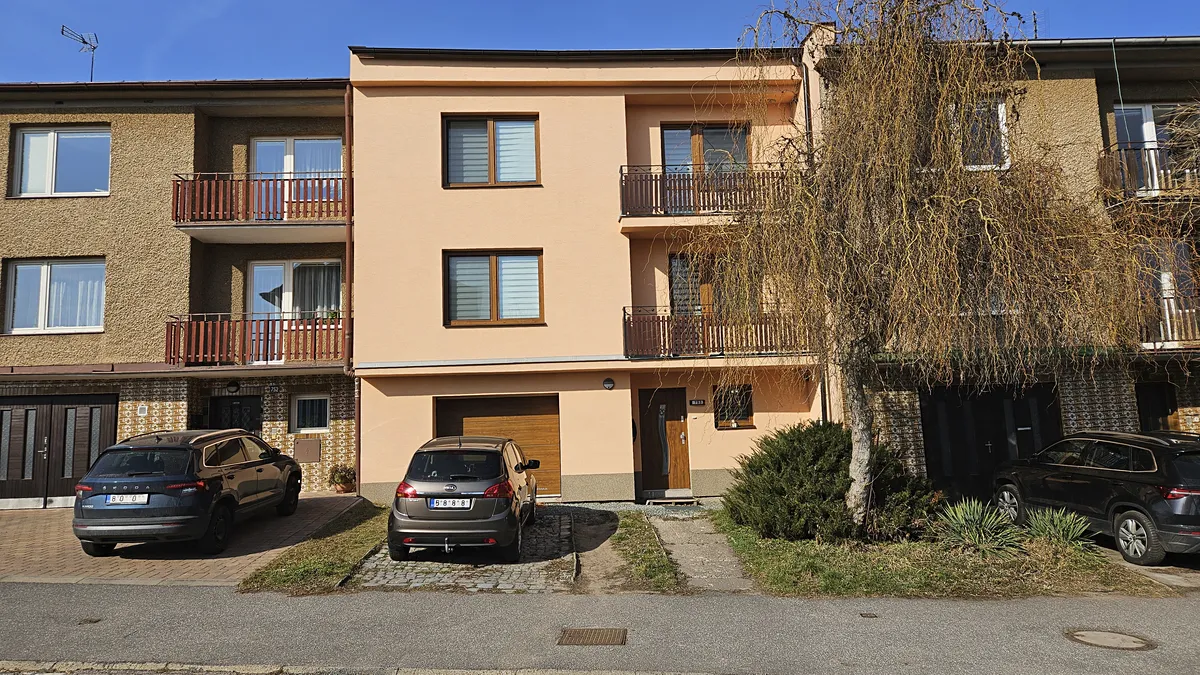 Prodej rodinného domu 217 m², pozemek 403 m²