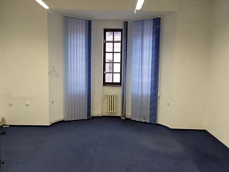 Pronájem kanceláře 56 m², Český Krumlov – náhled fotky 2