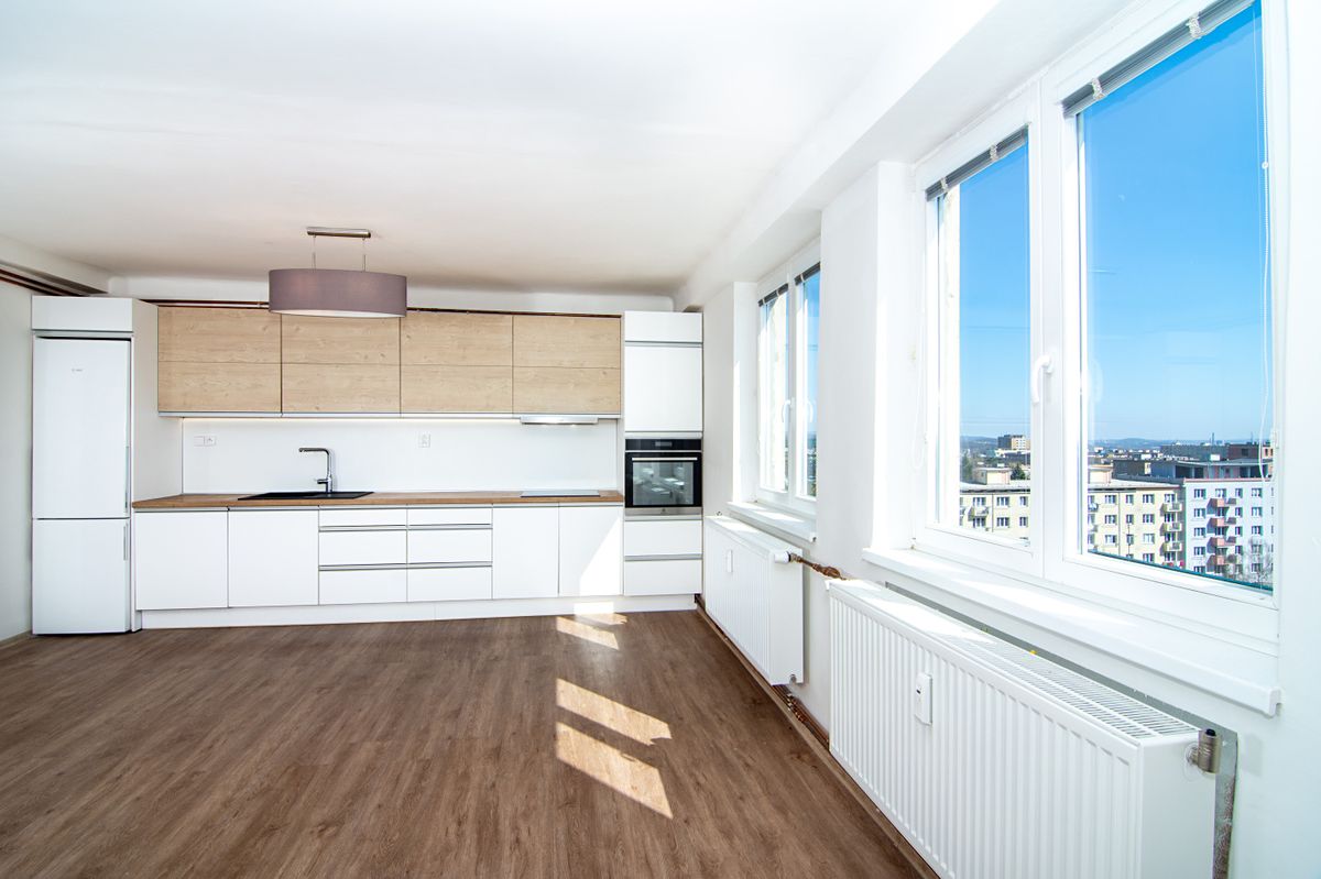 Prodej bytu 3+kk 92 m² (Jednopodlažní)