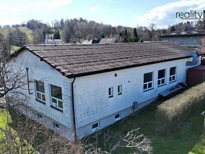 Prodej komerčního pozemku 324 m²
