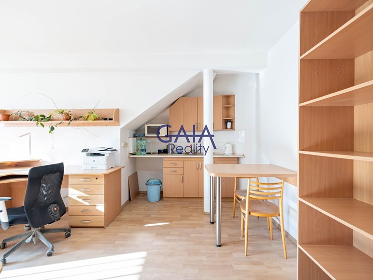 Gewerbefläche zum Kauf, 692 m² (3 von 30)