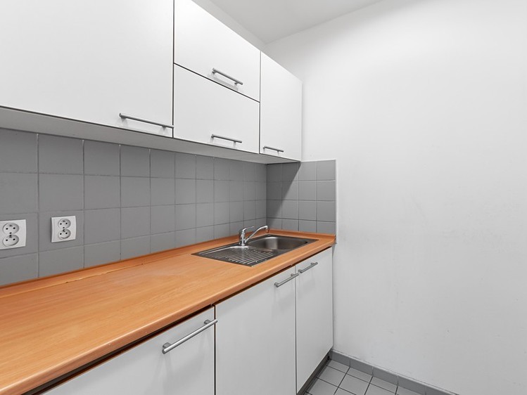 Pronájem komerčního prostoru, 38 m² (6 z 12)