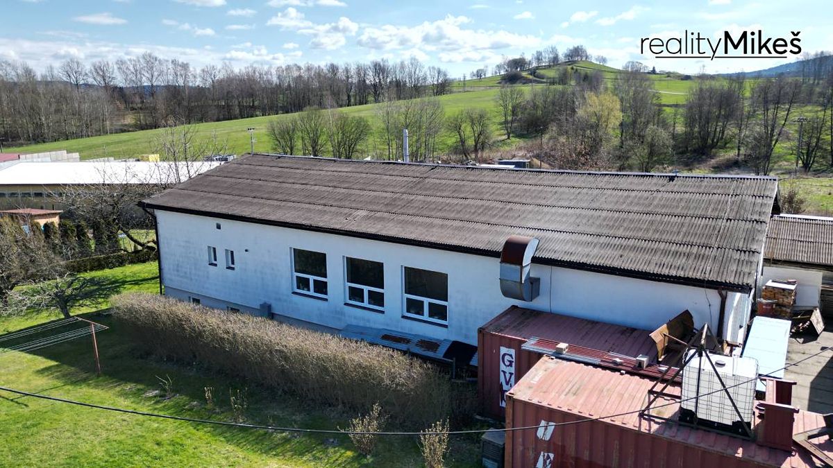 Prodej komerčního pozemku 324 m² – fotografie 3
