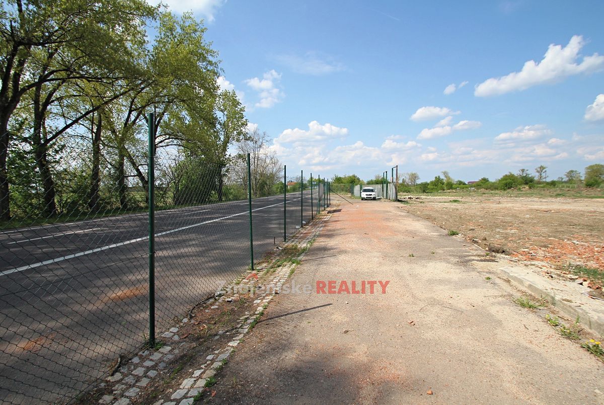 Pronájem komerčního pozemku 16559 m² – fotografie 3