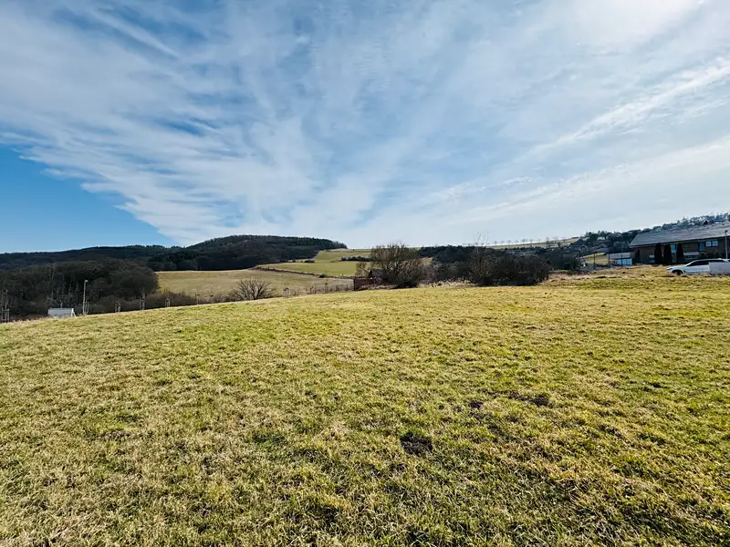 Prodej stavebního pozemku 1880 m², Beroun – náhled fotky 2