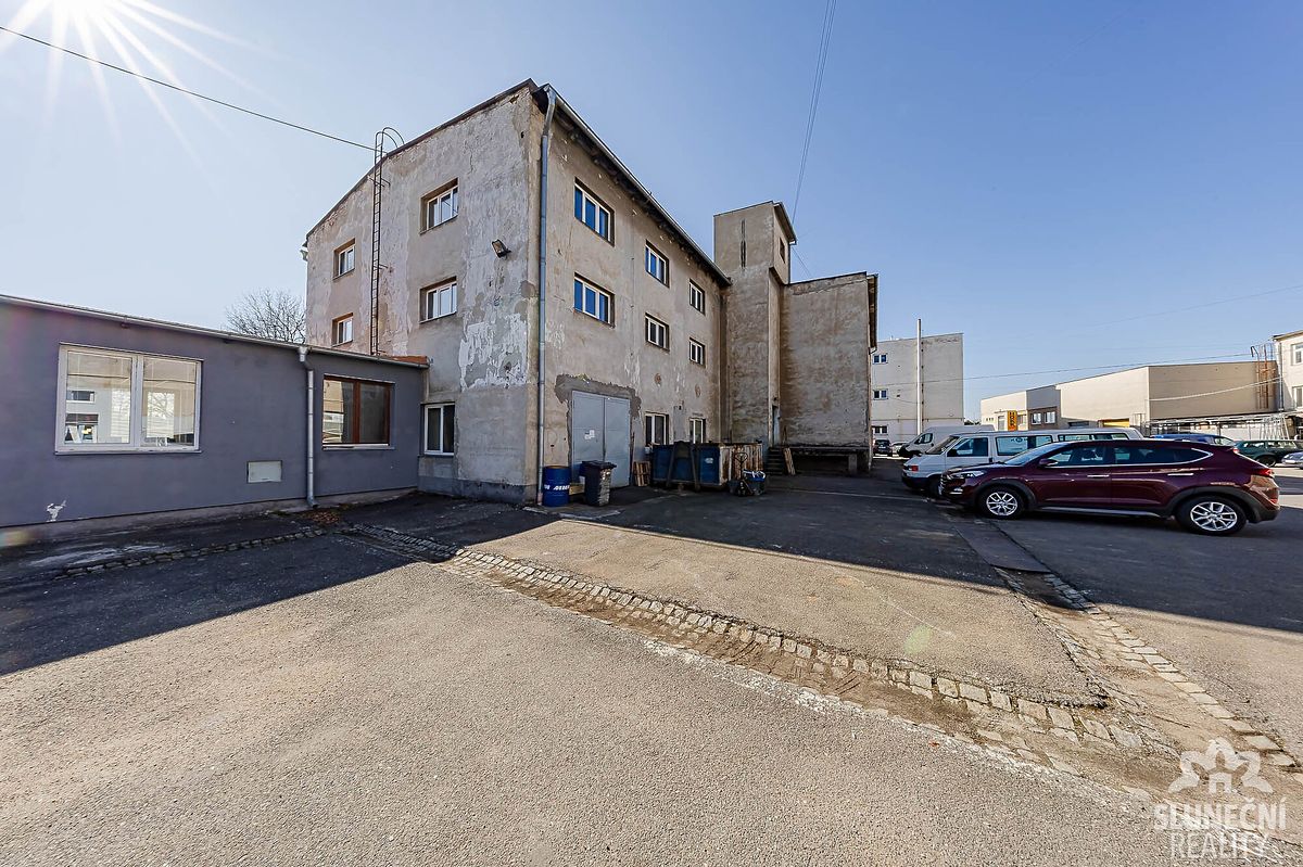 Pronájem výrobní haly, prostoru 140 m² – fotografie 5
