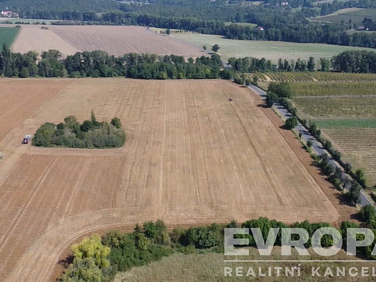 Prodej komerčního prostoru, 1 180 m² (9 z 17)