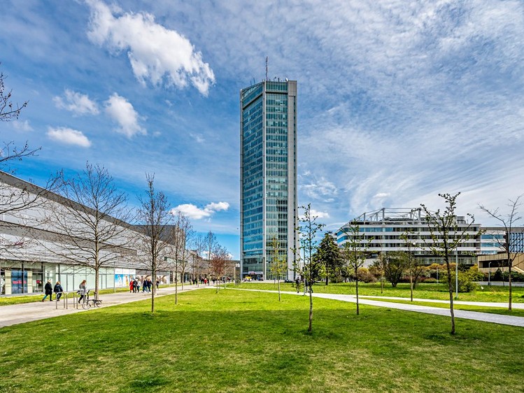 Комерційне приміщення в оренду, 108 м² (2 з 12)