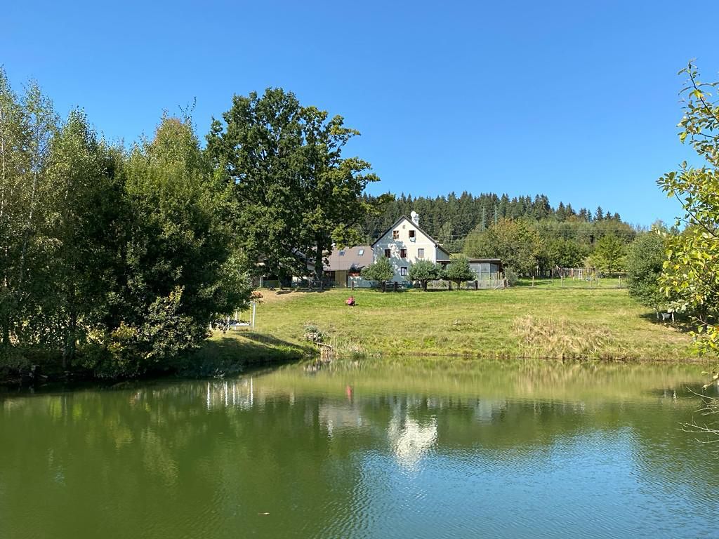 Prodej rodinného domu 472 m², pozemek 19274 m² – fotografie 2