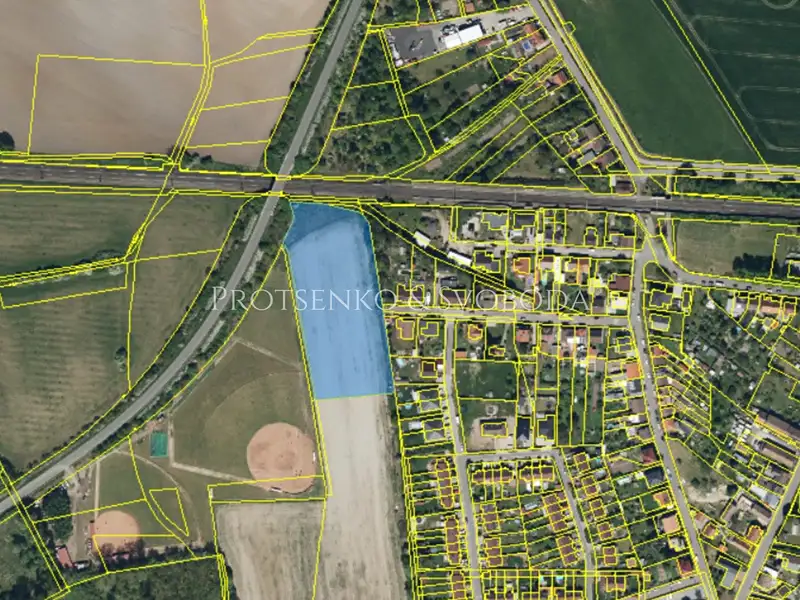 Prodej komerčního pozemku 11061 m², Pardubice – náhled fotky 2