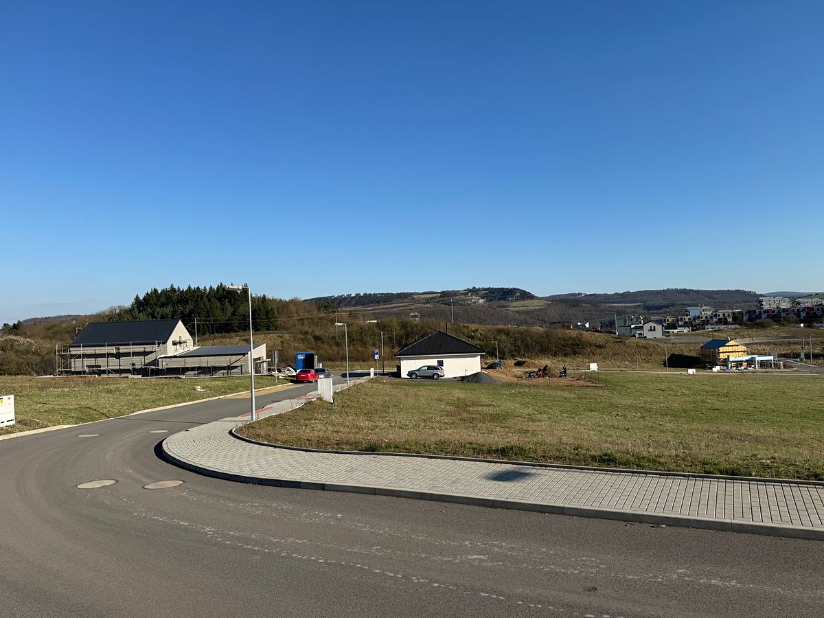 Prodej stavebního pozemku 928 m² – fotografie 4