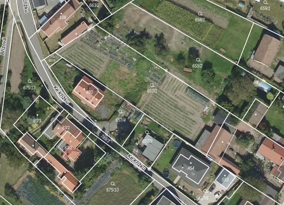 Prodej stavebního pozemku 1300 m²