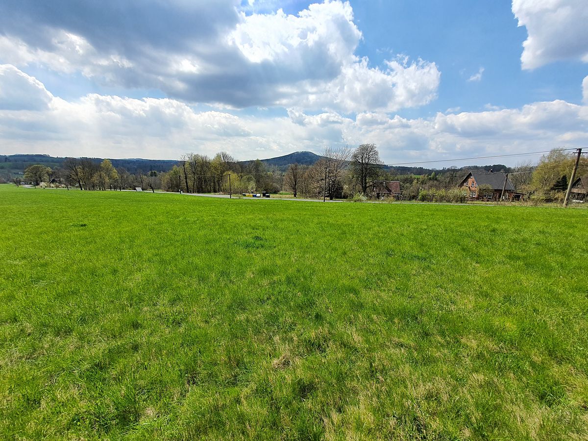 Prodej stavebního pozemku 1437 m²