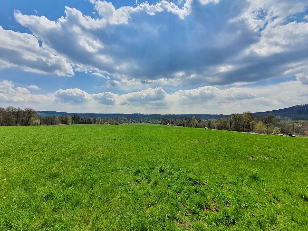 Prodej stavebního pozemku 1437 m² – fotografie 2