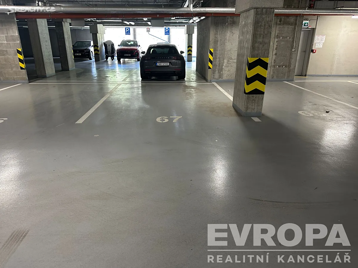 Prodej garážového stání 20 m², Praha