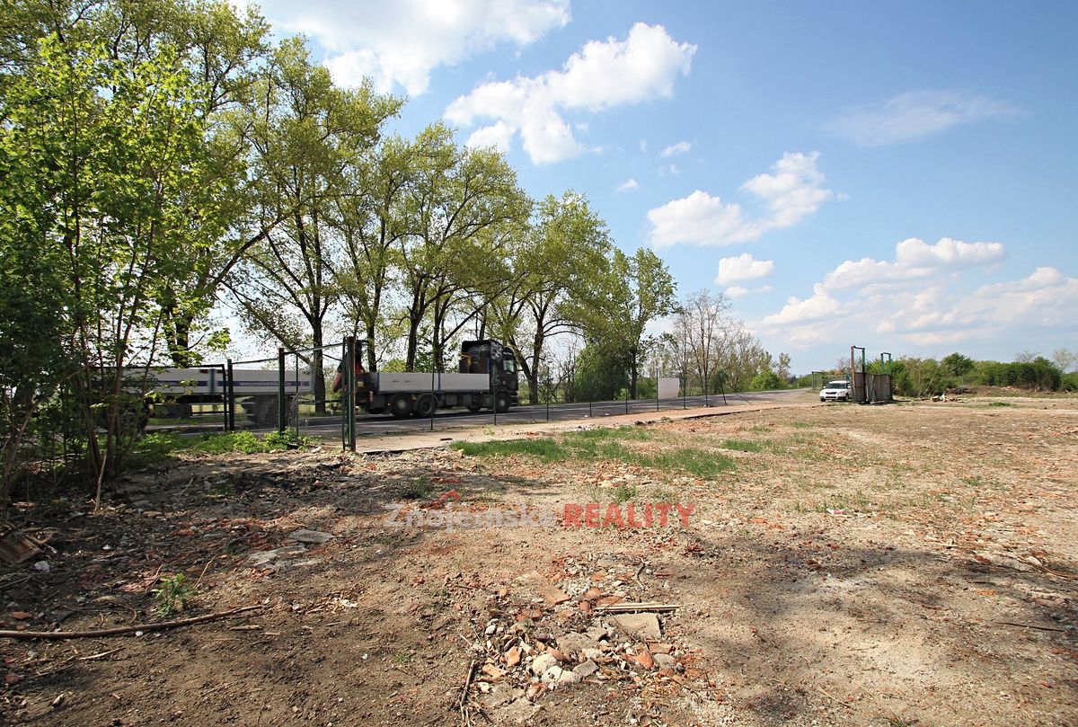 Pronájem komerčního pozemku 16559 m² – fotografie 4
