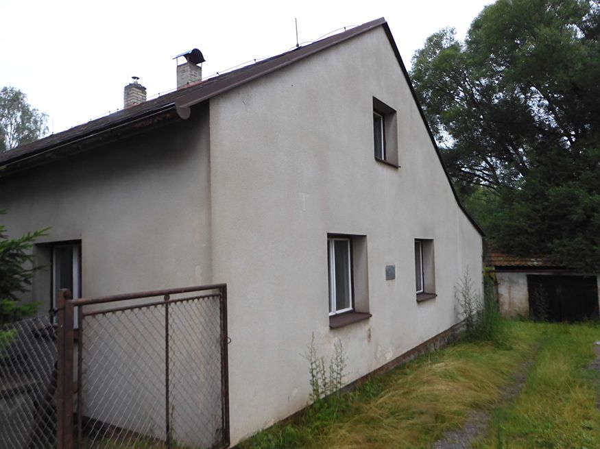 Prodej rodinného domu 144 m², pozemek 602 m² – fotografie 3