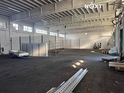 Pronájem skladového prostoru 1080 m²