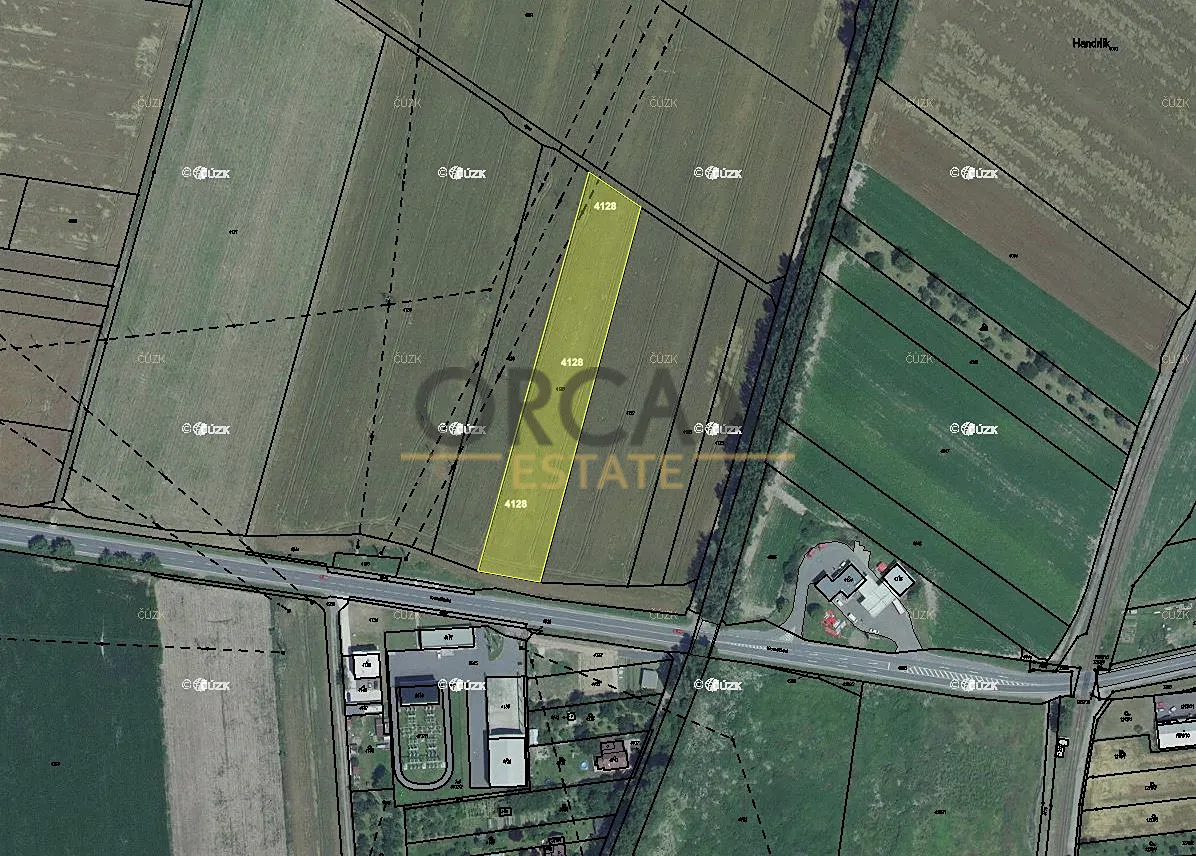Prodej podílu 1/6 pole 1021 m²
