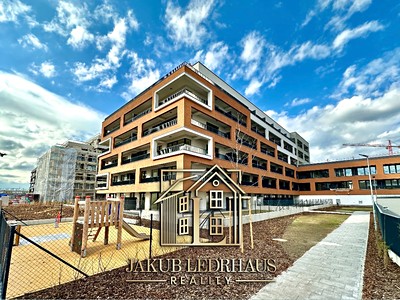 Pronájem bytu 1+kk 32 m² (Jednopodlažní)